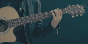 fi-pablo-playing-acoustic-guitar